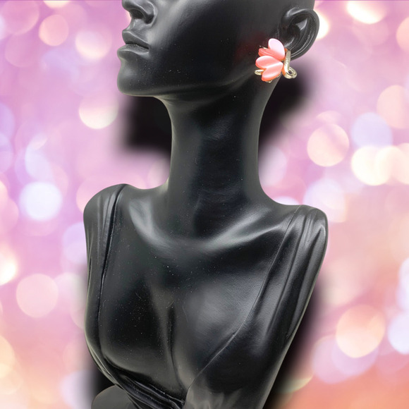 Vintage 1970s Pink Acrylic Hearts Screw Back Earrings New Wave Avant Garde - Picture 3 of 5